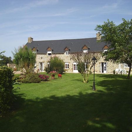 Chambres D'Hotes Les Sageais Baguer-Morvan Zimmer foto