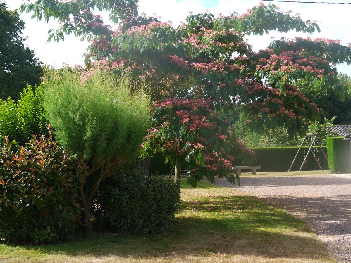 Chambres D'Hotes Les Sageais Baguer-Morvan Exterior foto